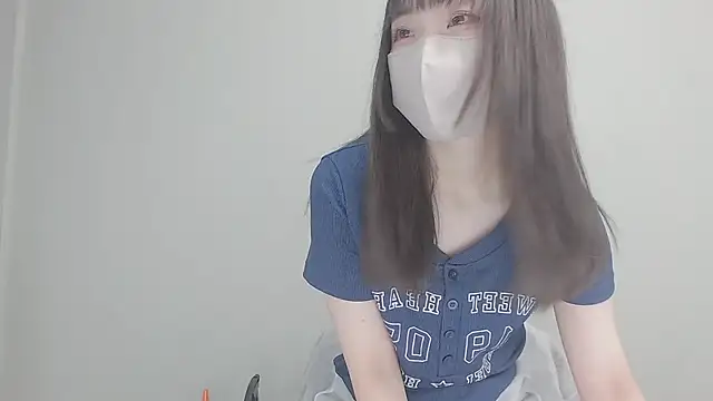 Hanna xxx cute online show from 10-10-25, 11:00