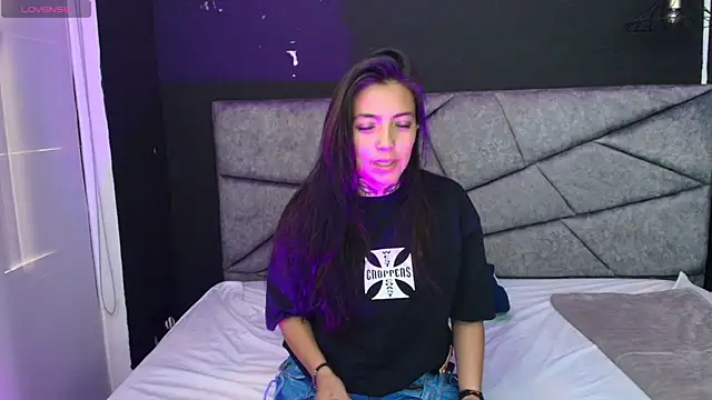 LiaMonroee  online show from 10-22-25, 12:04