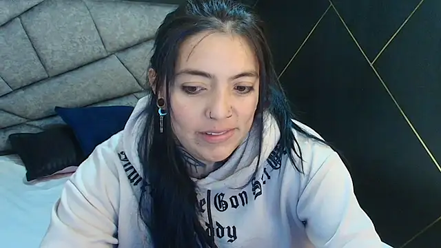 LiaMonroee  online show from 12-01-25, 11:44