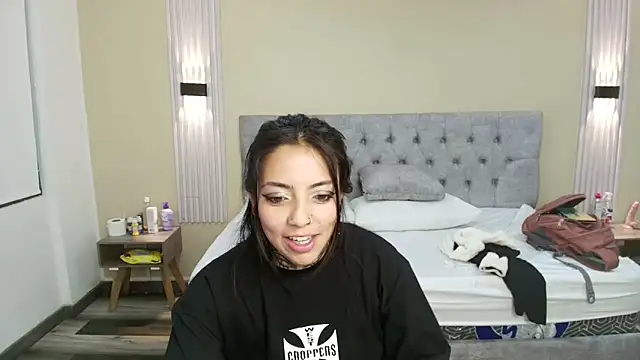 LiaMonroee  online show from 09-18-25, 11:46