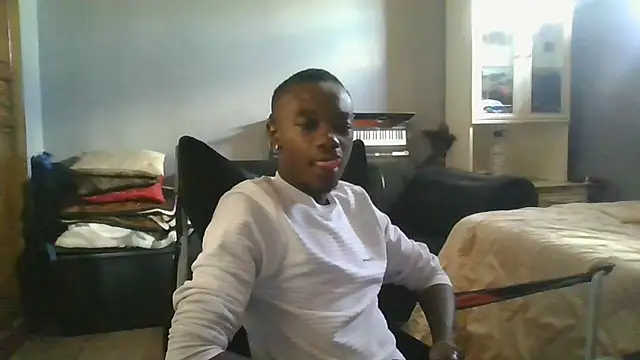 Snapshot of Nykho17 chatting on 02-19-26, 10:56 Nykho17 online show from 02-19-26, 10:56