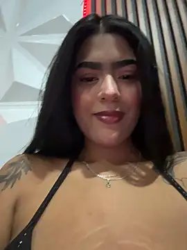 Snapshot of caritobeachdh chatting on 05-15-26, 04:54 caritobeachdh online show from 05-15-26, 04:54