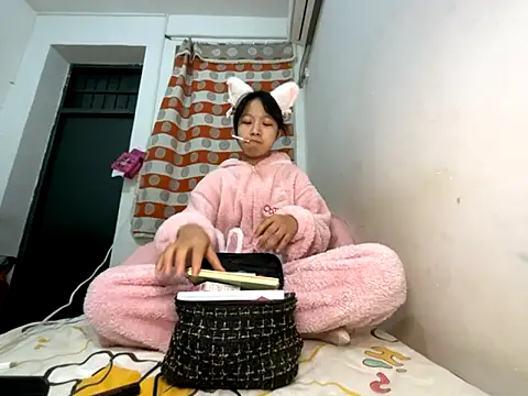 jingjing005 online show from 12-03-25, 08:36