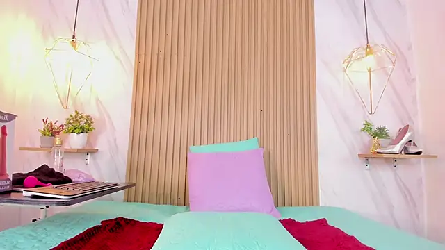 lia harper  online show from 02-10-26, 07:24