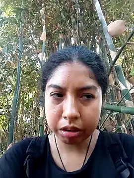 Snapshot of Syndel23 chatting on 05-11-26, 04:04 Syndel23 online show from 05-11-26, 04:04