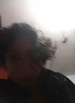 Syndel23 online show from 10-05-25, 01:40