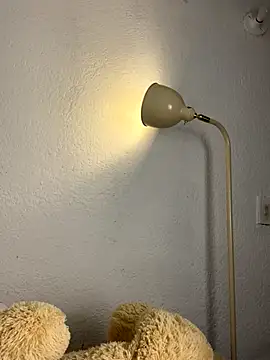 NicoleLeinn online show from 10-08-25, 06:26