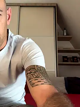 Snapshot of Enriko_Aisah2025 chatting on 09-09-25, 01:31 Enriko Aisah2025 online show from 09-09-25, 01:31