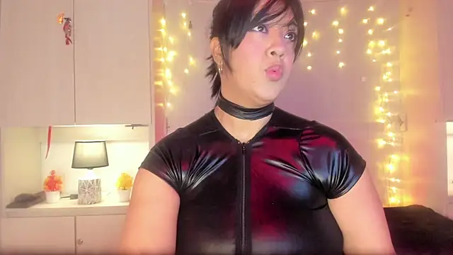 VickyRuiz  online show from 04-25-26, 07:55