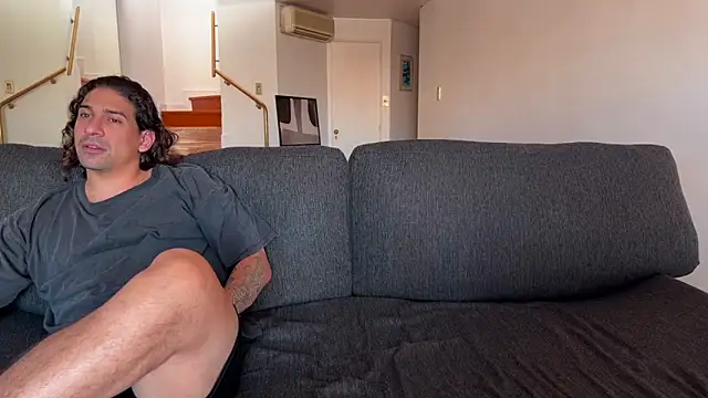 lenruy online show from 02-07-26, 07:33