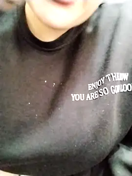 lilyan12 online show from 03-26-26, 03:10