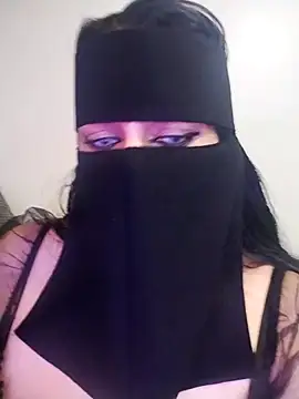 lilyan12 online show from 04-22-26, 12:06