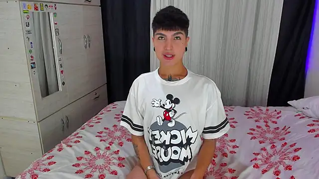 Dark luckyyy online show from 12-19-25, 10:45