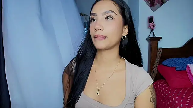 mia yireth online show from 10-29-25, 05:12