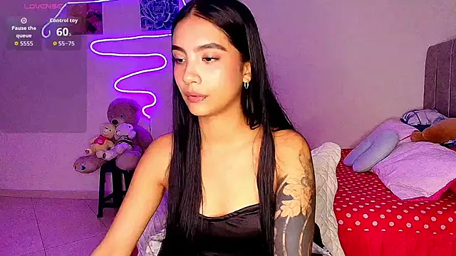 mia yireth online show from 04-22-26, 01:45