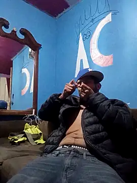 Vergudo19420 online show from 11-01-25, 07:13