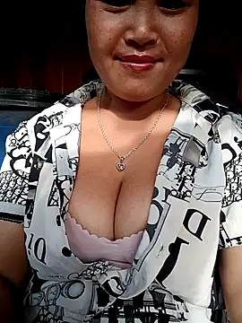 maycuc123 online show from 09-20-25, 12:59