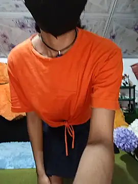 Snapshot of emali_baba chatting on 07-05-26, 04:58 emali baba online show from 07-05-26, 04:58