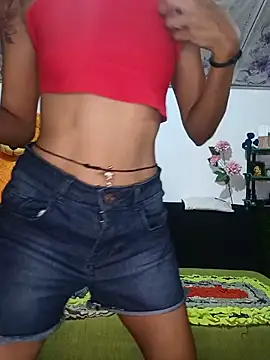 Snapshot of emali_baba chatting on 05-19-26, 03:57 emali baba online show from 05-19-26, 03:57
