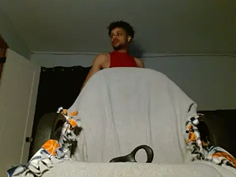 Snapshot of Troydaddy578 chatting on 05-26-26, 04:54 Troydaddy578 online show from 05-26-26, 04:54