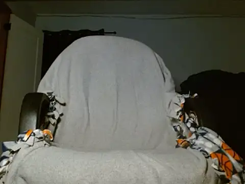 Snapshot of Troydaddy578 chatting on 05-07-26, 04:28 Troydaddy578 online show from 05-07-26, 04:28