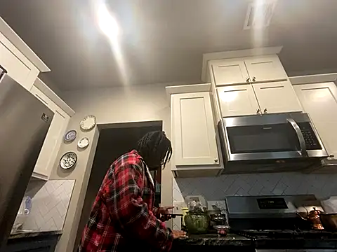 princesslivv online show from 11-20-25, 05:35