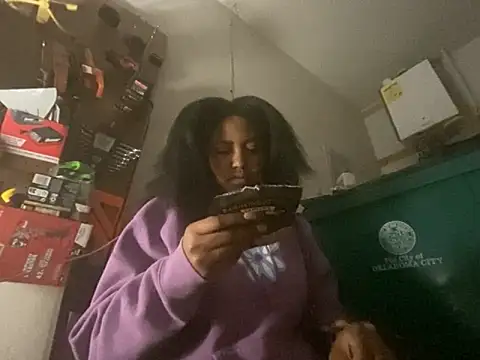 princesslivv online show from 10-24-25, 07:02