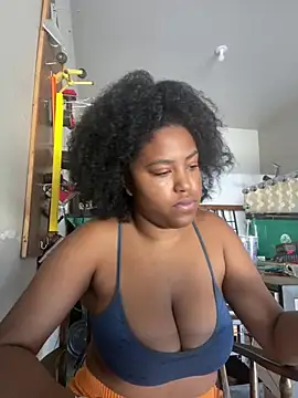 princesslivv online show from 07-27-26, 10:17