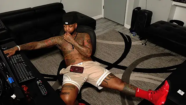 SLANGONDEMHOES online show from 02-10-26, 09:14