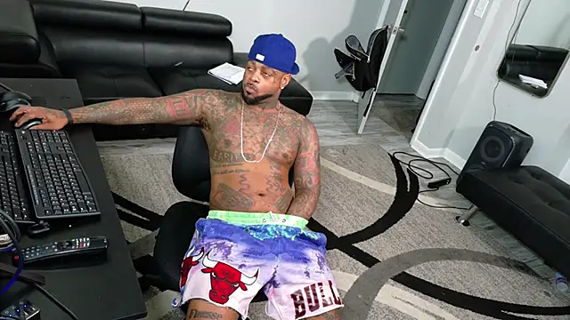 SLANGONDEMHOES online show from 04-26-26, 04:59