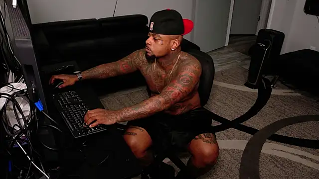SLANGONDEMHOES online show from 05-07-26, 05:16
