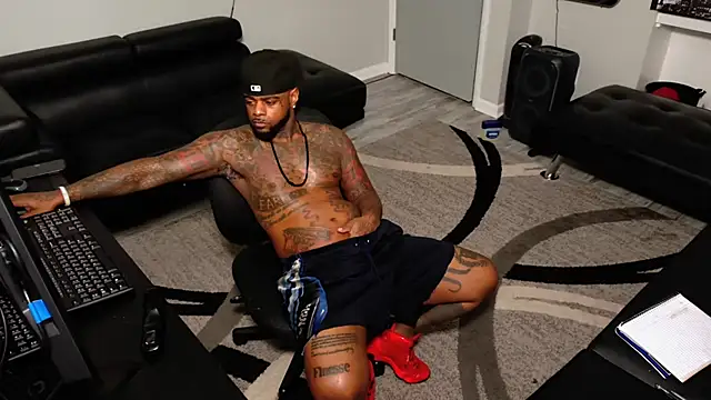 SLANGONDEMHOES online show from 02-09-26, 07:23