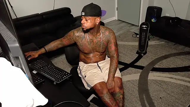 SLANGONDEMHOES online show from 04-30-26, 04:25