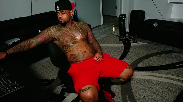 SLANGONDEMHOES online show from 06-01-26, 07:46