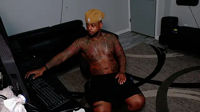 SLANGONDEMHOES online show from 05-04-26, 07:39