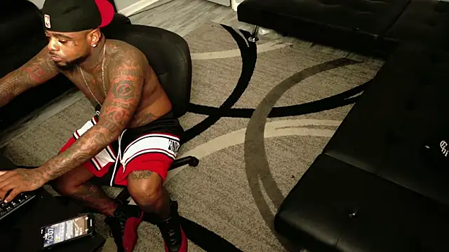 SLANGONDEMHOES online show from 03-15-26, 03:08