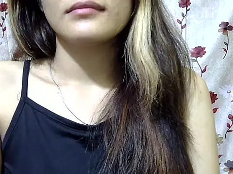 Amira90 online show from 10-10-25, 09:32