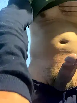 zzagreo online show from 12-21-25, 07:10