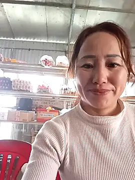 Snapshot of Fienjr chatting on 02-18-26, 12:52 Fienjr online show from 02-18-26, 12:52