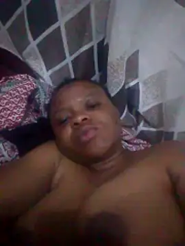 Snapshot of Angel_Kitty96 chatting on 11-17-25, 08:35 Angel Kitty96 online show from 11-17-25, 08:35