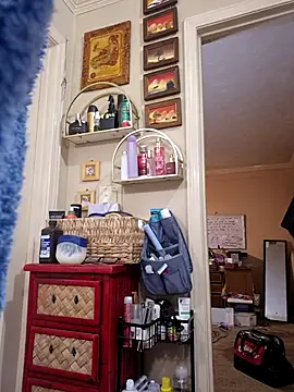 Snapshot of mresquared chatting on 05-18-26, 04:07 mresquared online show from 05-18-26, 04:07