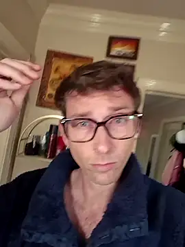 mresquared online show from 01-11-26, 07:43