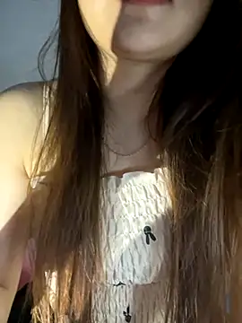 Snapshot of Hinne07 chatting on 09-24-25, 03:40 Hinne07 online show from 09-24-25, 03:40