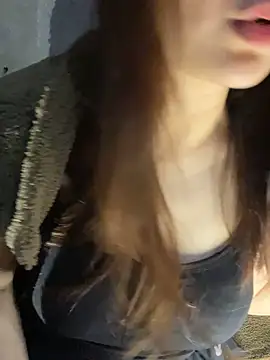 Hinne07 online show from 12-15-25, 02:39