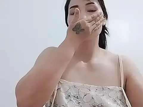 Siglemom sexy online show from 04-18-26, 12:40