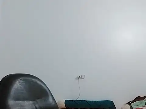 Siglemom sexy online show from 04-22-26, 09:32