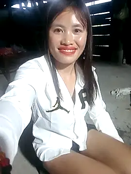 Snapshot of rubi_bae chatting on 05-04-26, 11:24 rubi bae online show from 05-04-26, 11:24