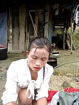 rubi bae online show from 10-28-25, 03:29