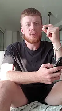 Snapshot of bailey_mcvicar chatting on 04-15-26, 04:11 bailey mcvicar online show from 04-15-26, 04:11