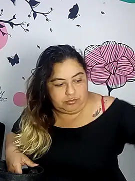 curvy diva  online show from 10-11-25, 11:22